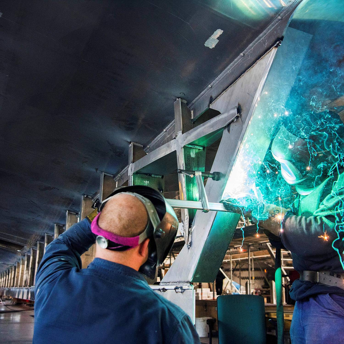 Một siêu du thuyền có thể phải hoàn thành trong thời gian 2 năm.