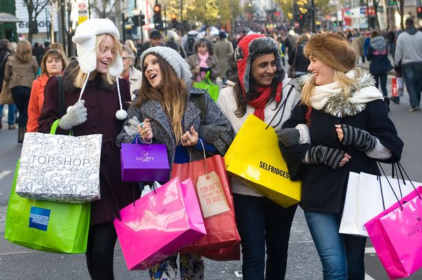 Quảng cáo số lượng có hạn là một trong những chiêu móc sạch tiền của các nhà sản xuất trong ngày Black Friday hàng năm.