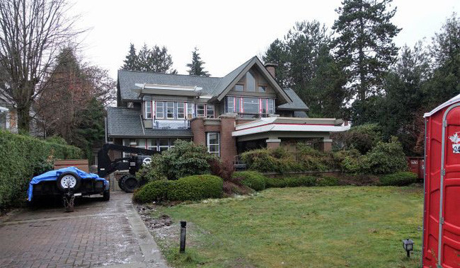 Đáng chú ý là 2 dinh thự triệu USD tại Vancouver, Canada. Trong đó, căn nhà 3 tầng tại số West 28th Avenue hiện trị giá khoảng 4,2 triệu USD. Ảnh: Open Paper.
