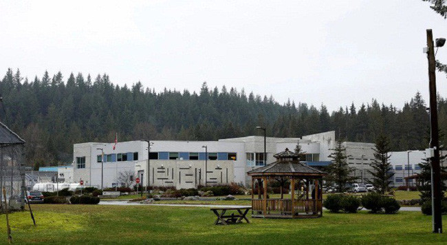 Dinh thự ở Matthews Avenue được vợ chồng bà Meng mua vào tháng 5/2016, có diện tích gần 750 m2. Ngôi nhà này hiện trị giá khoảng 12,2 triệu USD. Ảnh: BI.