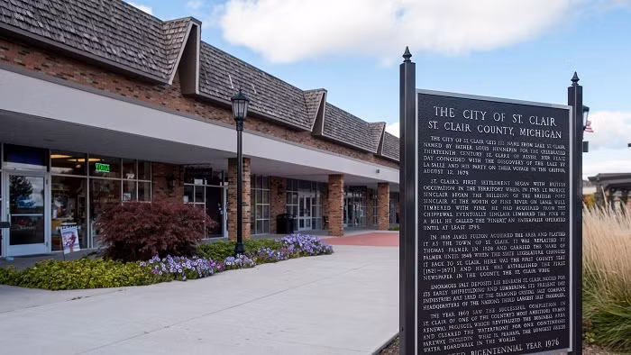 Những người cam kết sống và làm việc tại thành phố St. Clair County của bang Michigan có thể nhận được tới 15.000 USD.