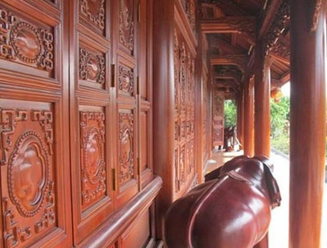 Nhiều người thạo gỗ định giá ngôi nhà không dưới 200 tỷ đồng. Ảnh: Giadinhvietnam.