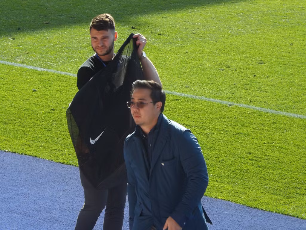 Những quyết sách lớn nhỏ ở King Power và Leicester City đều có bóng dáng của chàng CEO trẻ tuổi. Ảnh: Flickr.