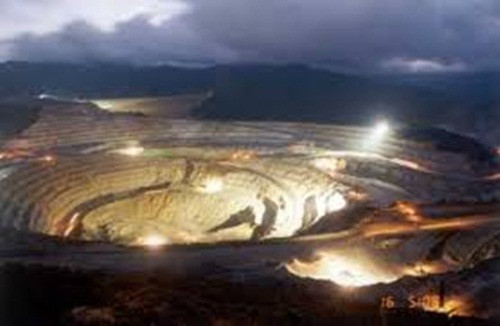 Với 90 tấn vàng, Uzbekistan đứng ở vị trí thứ 10 trong danh sách. Ngoài vàng, đất nước này còn giàu khoáng sản khác như bạc, molypden, uranium, đồng. Nguồn ảnh: Business Insider.