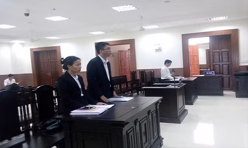 Chu tich tap doan Trung Nguyen lai thang kien vo