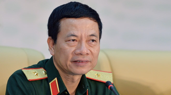 Trước đó, tân Bộ trưởng Thông tin và Truyền thông Nguyễn Mạnh Hùng được biết đến trên cương vị lãnh đạo của Viettel. Ông từng giữ các vị trí Phó giám đốc công ty Viễn thông Viettel, Phó tổng giám đốc, Tổng giám đốc, Chủ tịch kiêm Tổng giám đốc tập đoàn Công nghiệp - Viễn thông Quân đội Viettel. Ảnh: Zing.