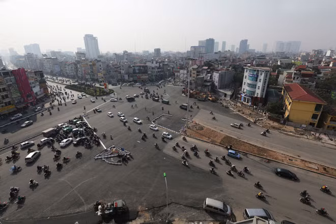 Tổng mức đầu tư cho đoạn đường dài 547 m là 810 tỷ đồng, tương đương 1,4 tỷ đồng/mét. Ảnh: Lao động.