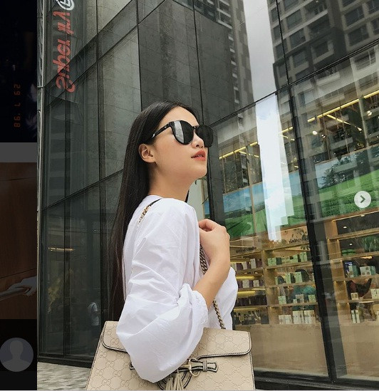 Những bức ảnh về cuộc sống hào nhoáng của người đẹp khiến dân tình phải xuýt xoa. Ảnh: Instagram Phuongkhanh.