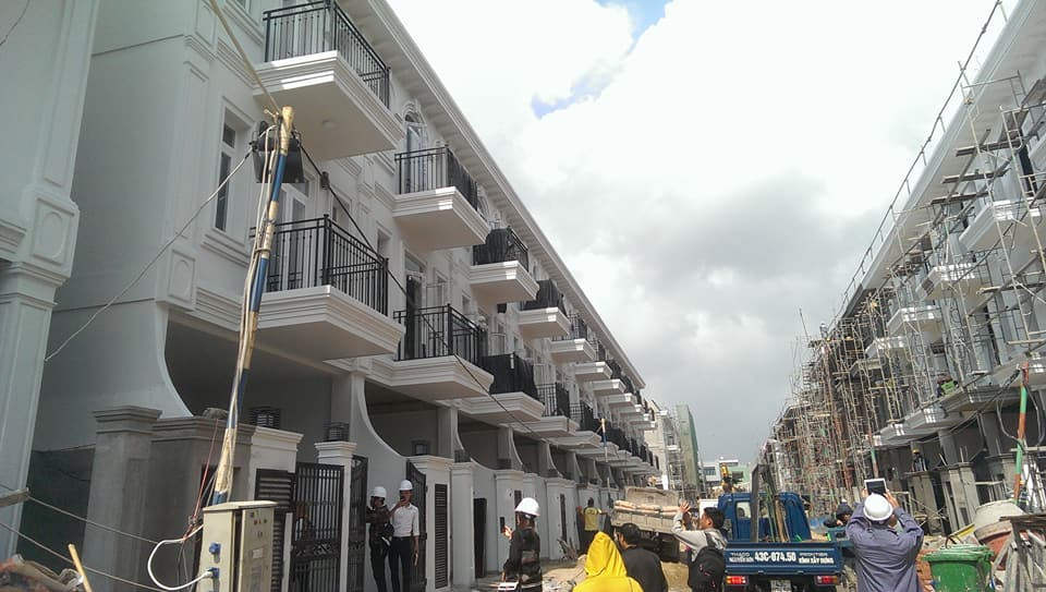 Dự án chưa được nghiệm thu để đưa công trình vào sử dụng nhưng chủ đầu tư vẫn rao bán rầm rộ. Ảnh: FB Nguyễn Thanh Sang.