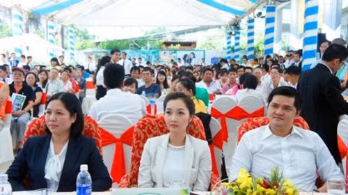 Em gai tai gioi co the thay Cuong Do La ngoi 