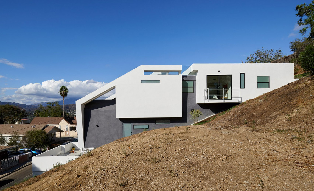 Ngôi nhà độc đáo ở góc nhìn nghiêng. Nguồn ảnh: Dezeen.