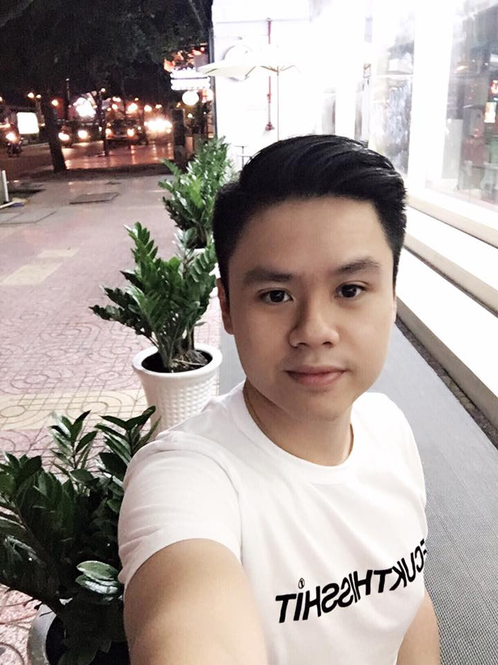 Không chỉ nổi tiếng về kinh doanh, Phan Thành còn được nhiều người biết đến như một tay chơi hàng hiệu trong giới thiếu gia Việt. Ảnh: 2sao.