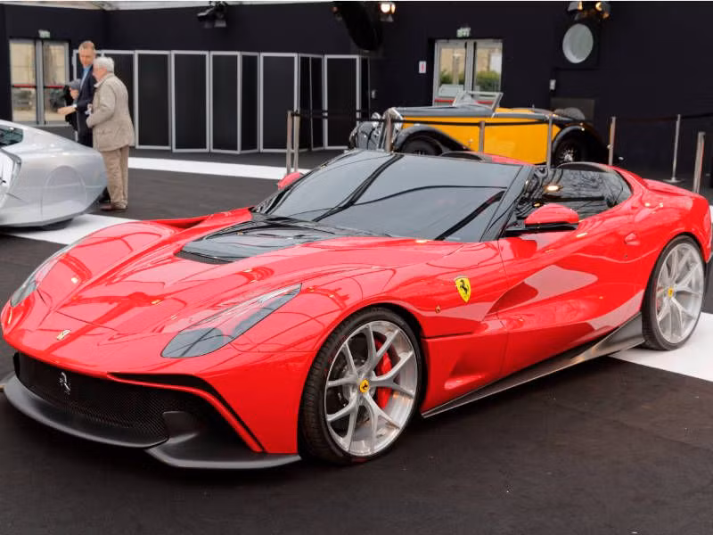 Theo một chuyên gia về Ferrari, nhiều người giàu mua siêu xe nhưng không dùng để giữ cho số km di chuyển ở mức thấp.