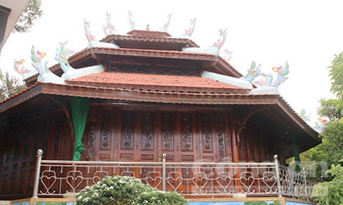 Công trình có nhiều chi tiết thiết kế tỉ mỉ và trau chuốt. Ảnh: ConganTPHCM.