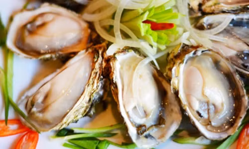 Hàu đóng gói giữ lạnh tức thì theo chuẩn quốc tế (IQF) nên vẫn giữ nguyên vẹn về hương vị và dinh dưỡng. Ảnh: Haisannhapkhau.