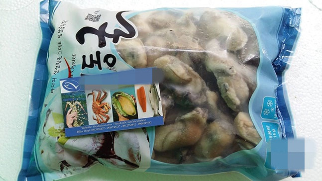 Bên cạnh hàu trong nước, thời gian gần đây, nhiều bà nội trợ Việt còn đua nhau tìm mua hàu sữa Hàn Quốc nhập khẩu. Ảnh: Hieuhaisan.