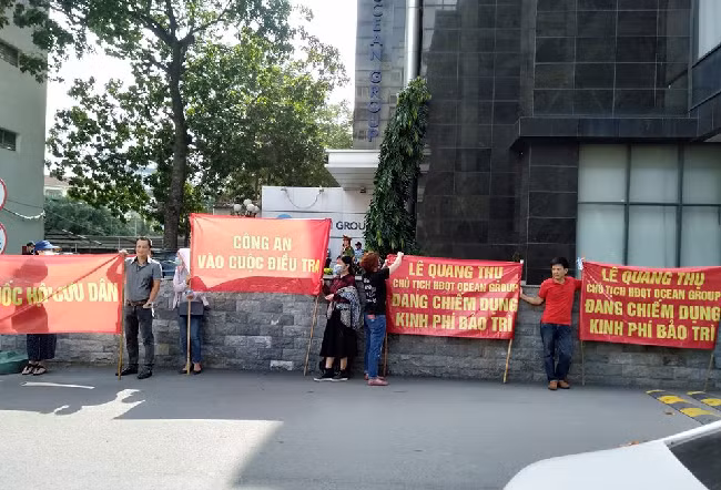 Chung cư StarCity được đưa vào sử dụng từ quý III/2014, được Công ty CP Đầu tư &amp; Thương Mại Vneco (Vneco) quản lý, vận hành của tòa nhà. Trong khi đó, Ocean Group là đơn vị đứng ra bán căn hộ thuộc dự án theo hợp đồng góp vốn giữa hai bên được ký ngày 7/11/2009. Ảnh: Vnfinance.