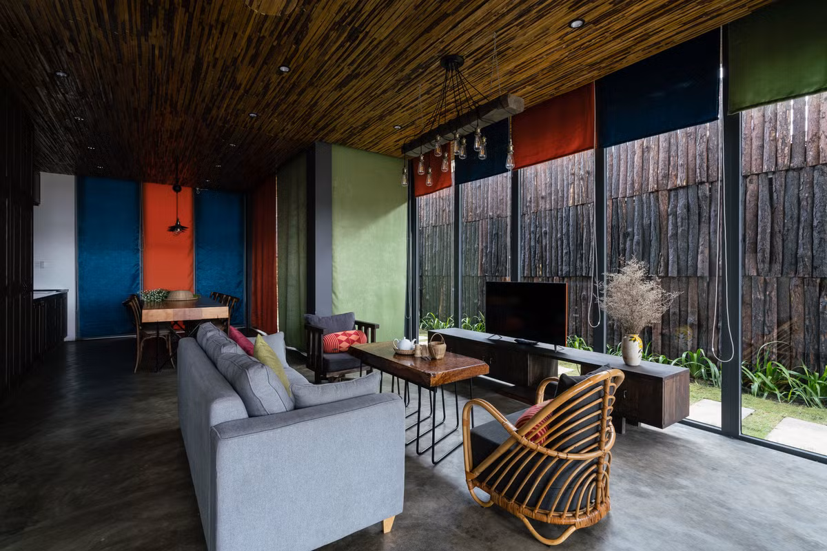 Khu vực tiếp khách đơn giản và thoáng sáng.