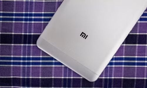 Bo doi Xiaomi Mi 9, Mi MIX 4 nam toi deu co 3 camera