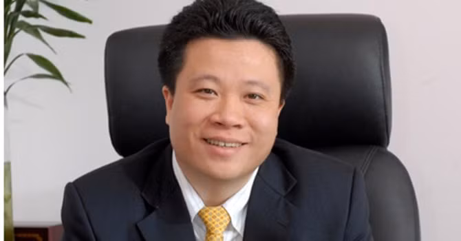 Trước khi vướng vòng lao lý, năm 2012, ông Hà Văn Thắm đứng thứ 8 trong số những người giàu nhất thị trường chứng khoán Việt Nam với lượng cổ phiếu trị giá 1800 tỷ đồng. Ảnh: Bizlive.