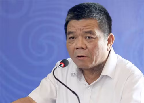 Ông Trần Bắc Hà đã có 35 năm công tác gắn với quá trình phát triển thăng trầm của BIDV. Trong đó, 8 năm 8 tháng giữ chức Chủ tịch HĐQT của ngân hàng này. Ảnh: TTXVN.