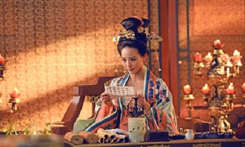 The bai may man va nuoc mat ai oan chon hau cung Trung Hoa