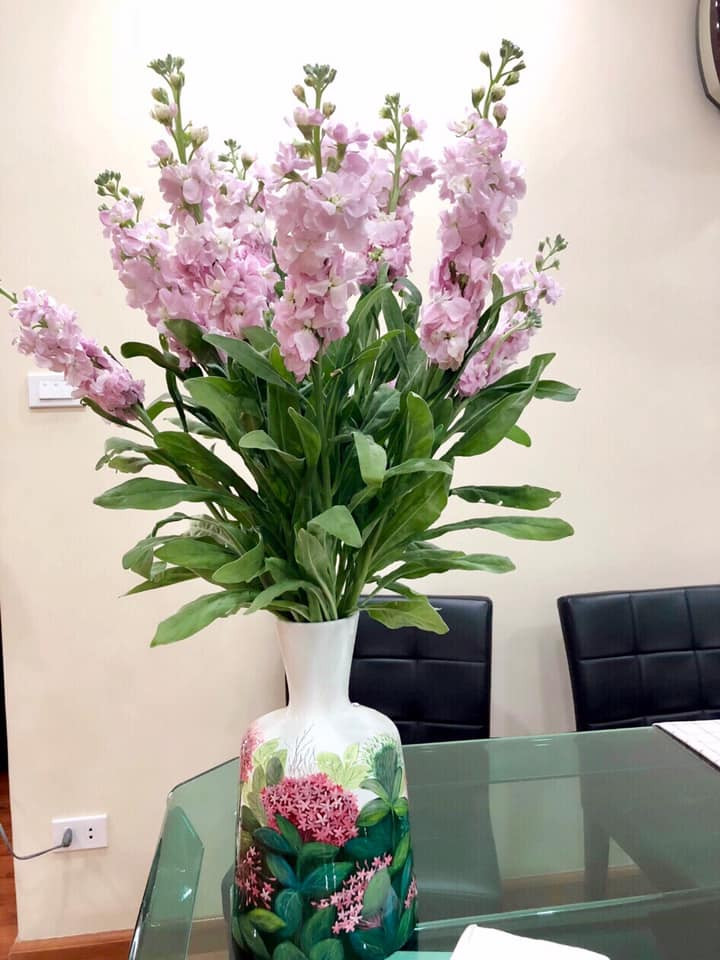 Hoa phi yến là biểu tượng của sự nhẹ nhàng thanh thoát bởi những cánh hoa mỏng manh, mang trong mình một sức sống vô cùng mãnh liệt. Ảnh: FB Lê Hoàng Yến.