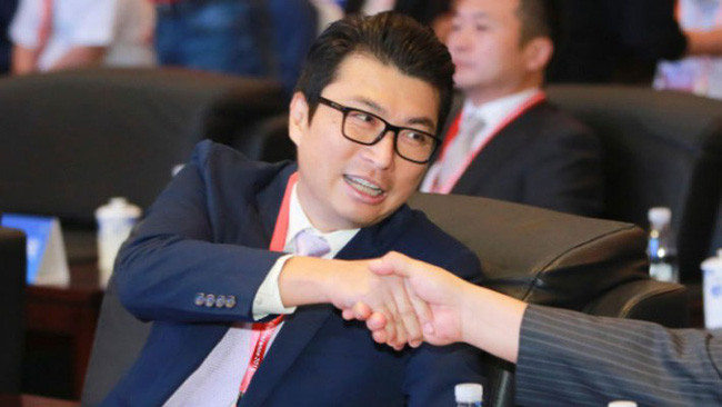 Wang Wei - chủ tịch của công ty dịch vụ chuyển phát nhanh SF Express sở hữu 14,9 tỷ USD.