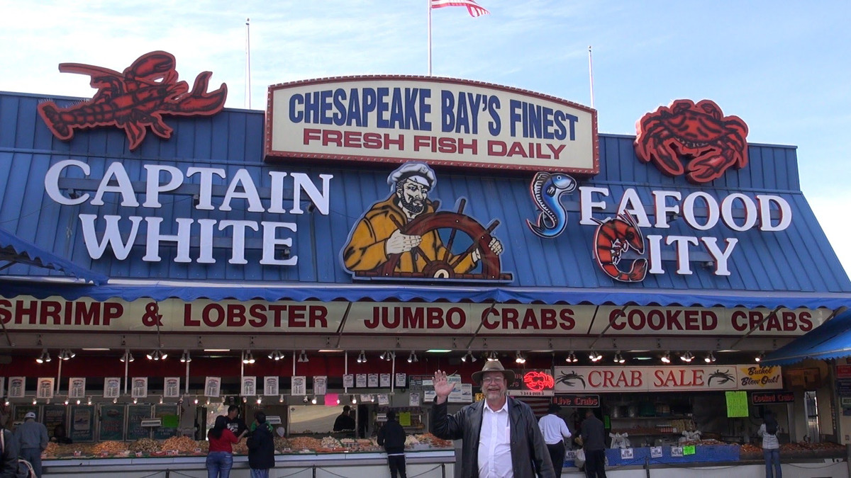 Ben trong cho ca hon 200 tuoi nam giua Washington