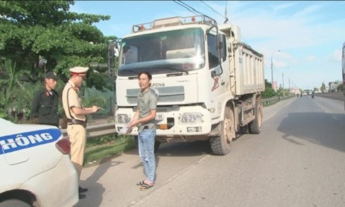 Quang Ninh: Phat hien nhieu thu doan cho than lau rat tinh vi