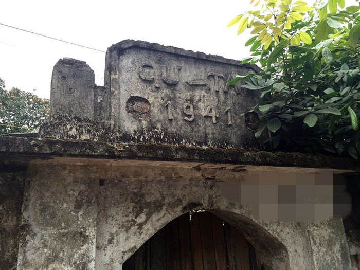 Phần lớn các căn biệt thự kiểu Pháp trong làng được xây trong thời gian những năm 30-40 của thế kỷ trước. Ảnh: Anninhthudo.