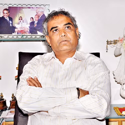 Năm 2013, tập đoàn Hari Krishma của đại gia kim cương kiếm được 650 triệu USD doanh thu. Mức tăng trưởng thường niên là 104%. Ảnh: Alchetron.