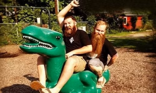 Người lớn nhưng tâm hồn vẫn còn "trẻ con" lắm.