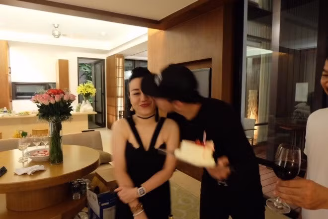 Nội thất bên trong sang trọng và tinh tế. Ảnh: Thethaovanhoa.