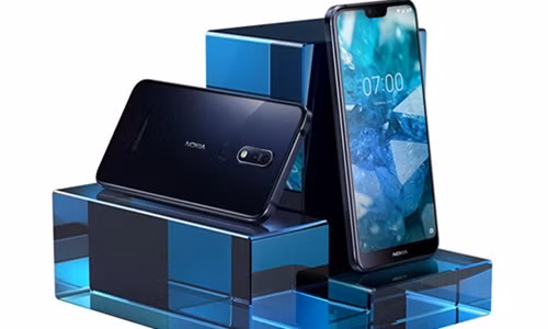 Nokia 7.1 trinh lang voi man hinh HDR, gia kho cuong
