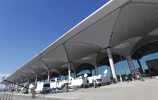 Chuyến bay đầu tiên cất cánh từ sân bay Istanbul sẽ đáp xuống sân bay ở thủ đô Ankara ngày 31/10.