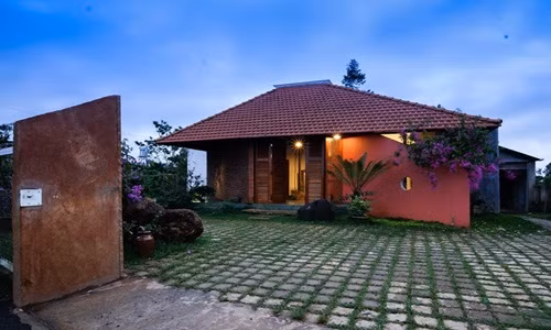  Ngôi nhà xinh xắn tọa lạc tại Bảo Lộc (Lâm Đồng) mang tên Giao House được 3 Atelier thiết kế dành cho một cặp vợ chồng giáo viên.