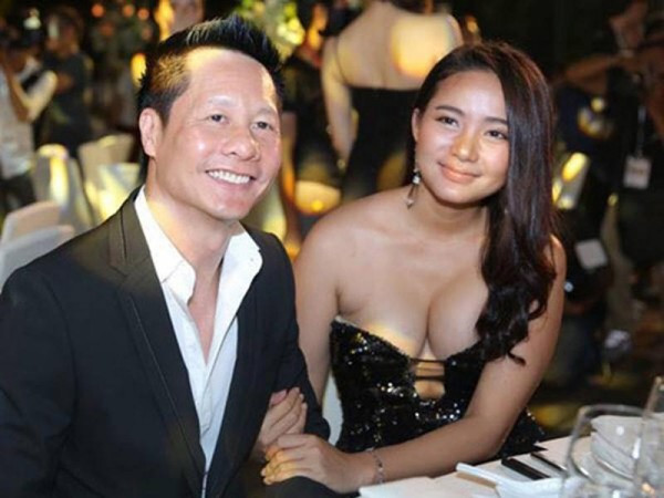 Không lâu sau đám cưới với vị đại gia, Phan Như Thảo có bầu, tuy nhiên không may mắn cô lại bị sảy thai. Có lẽ vì thế mà đến lần mang thai sau đó, người đẹp được chồng chăm sóc chu đáo đến mức tăng cân không kiểm soát.