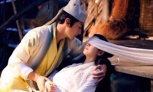 Kim Dung tung bi chi trich vi nhan vat cuong hiep Tieu Long Nu