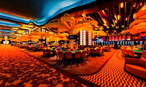 Muon vao choi casino Phu Quoc, nguoi Viet can co gi?-Hinh-2