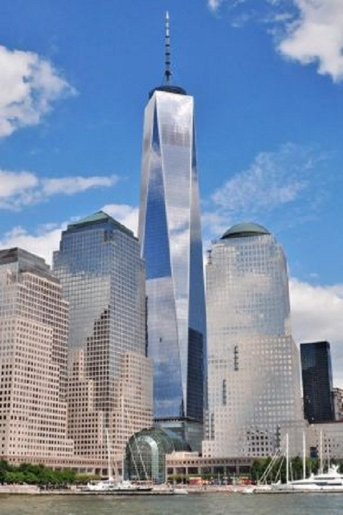 Trung tâm thương mại One World là tòa nhà cao nhất ở thành phố New York với 541 m.