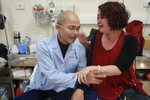 Hành trình chiến đấu với bệnh ung thư của NS Hán Văn Tình - Hình 3 Hanh trinh chien dau voi benh ung thu cua NS Han Van Tinh-Hinh-3