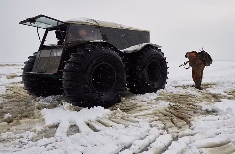 Cận cảnh một chiếc Sherpa tham gia thử nghiệm tại hồ Ladoga và nó có thiết kế khá đơn giản có thể chở theo từ 3-5 người.