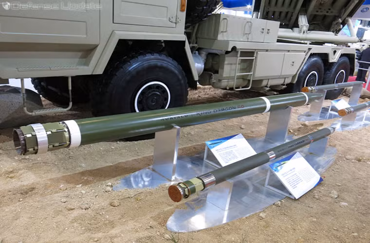 Tuy nhiên điều này giờ đây đã hoàn toàn thay đổi với các mẫu đạn dẫn đường thông minh gồm Fire Dragon (BRE7) 40 122mm và Dragon King 60 (GR1) 220mm được thiết kế dành cho SR5 với khả năng tấn công chính xác các mục tiêu ở khoảng cách hàng chục km.