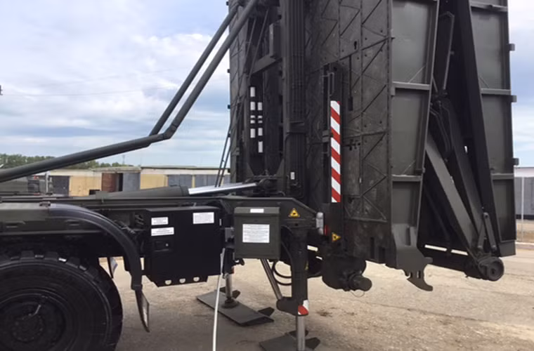 GAKZ dự định sẽ chính thức giới thiệu mẫu cầu cơ giới TMM-3M2 tại diễn đàn công nghệ quân sự 2016 do Bộ Quốc phòng Nga tổ chức sẽ diễn ra vào tháng 9 tới. Và TMM-3M2 sẽ chính thức có mặt trong biên chế Quân đội Nga trước cuối năm nay.