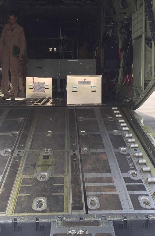 Thi thể của Shen Liangliang được đại diện UN tại Mali bàn giao cho Quân đội Trung Quốc vào hôm 7/6 tại một sân bay Bamako.