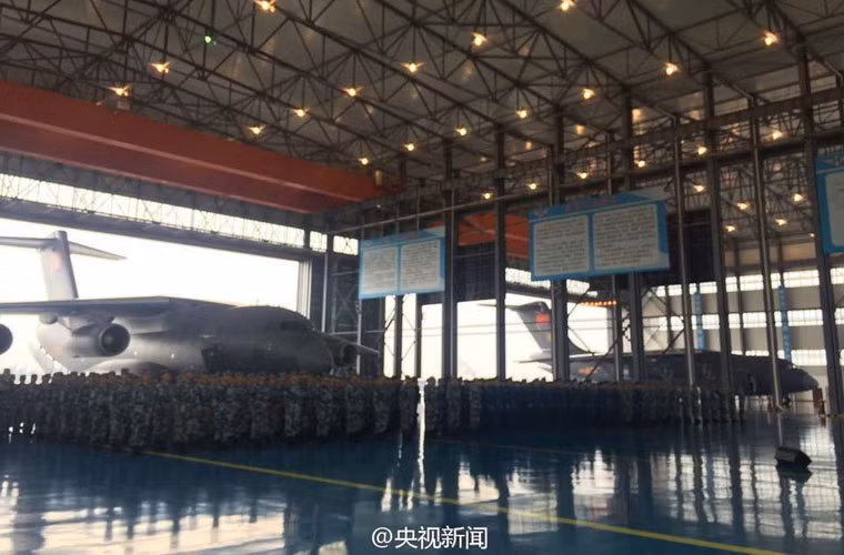 Theo một nguồn tin không chính thức từ Quân đội Trung Quốc thì không quân nước này có kế hoạch trang bị đến 400 chiếc Y-20, trong khi một nguồn khác nói với Jane's năm 2016 là có ý đồ trang bị đến 1.000 Y-20.