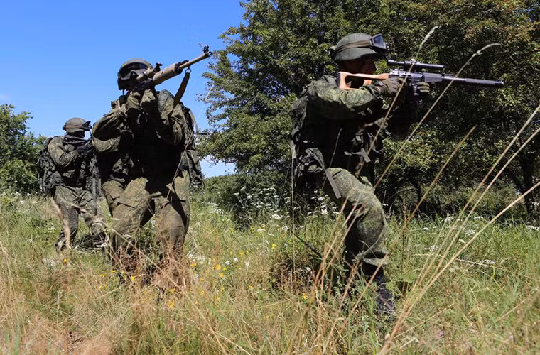 Nhưng xét ở mức độ nào đó thì trang bị của lính thủy đánh bộ Nga vẫn hơn hẳn lực lượng bộ binh nước này.