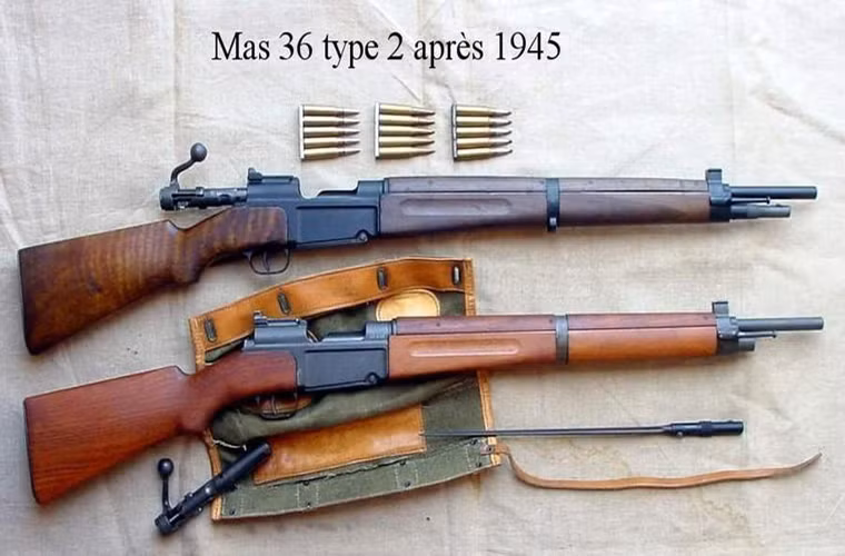 Về thiết kế MAS-36 không phải là một mẫu súng trường quá xuất sắc nhưng bối cảnh của nước Pháp lúc đó thì MAS-36 không phải là sự lựa chọn tồi. MAS-36 sử dụng mẫu đạn tiêu chuẩn 7.5×54mm khá lỗi thời và chỉ có mình Quân đội Pháp sử dụng, nó có tầm bắn hiệu quả chỉ 400m với kẹp đạn 5 viên.