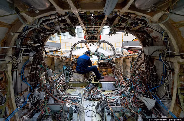 Theo kế hoạch của Không quân Nga chiếc Tu-160M2 đầu tiên sẽ tiến hành bay thử nghiệm vào năm 2019.